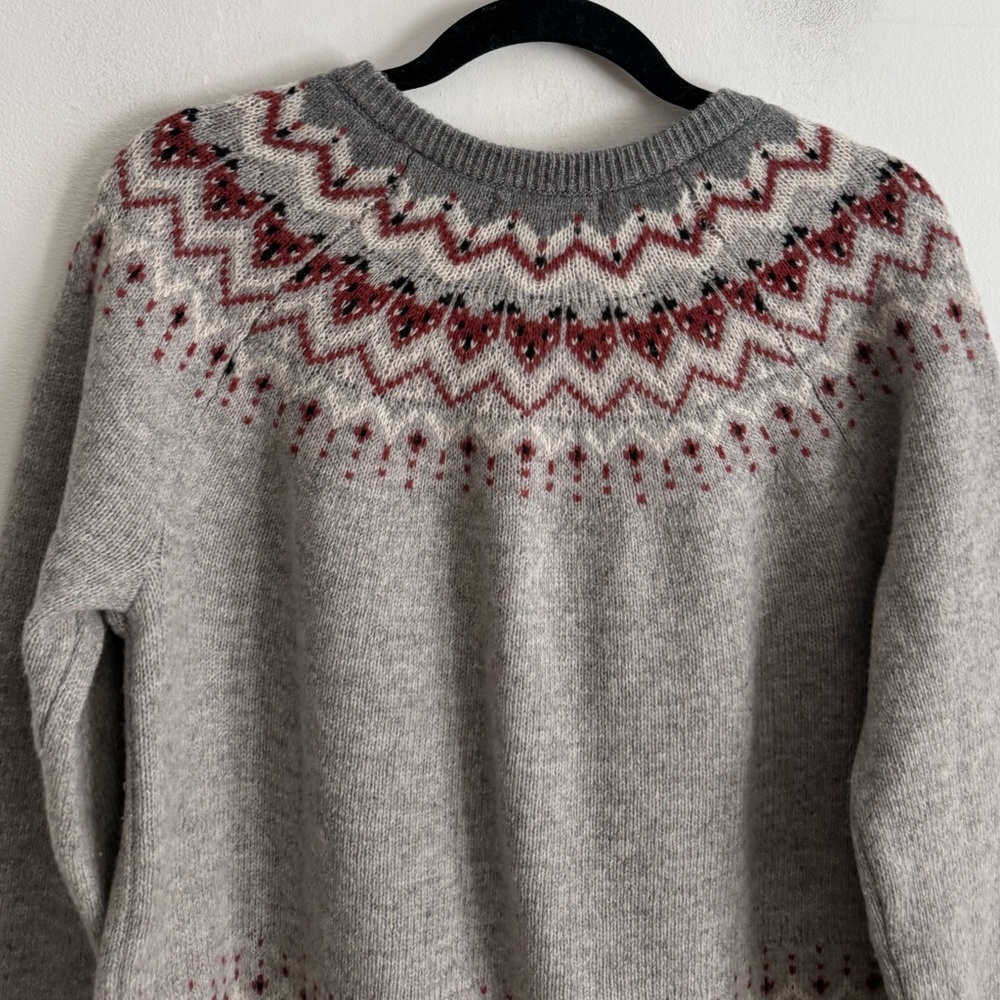 WoolOvers 100% Lambswool Fair Isle
Cardigan Grey Burgundy Size M - Picture 6 of 6